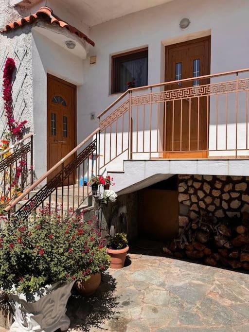 Apartamento Family Woodland Oasis Vipgreece Kírinthos Exterior foto